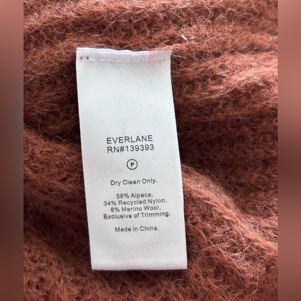 Everlane The Alpaca Collared Cardigan in Rosewood - Size XS - Picture 5 of 10